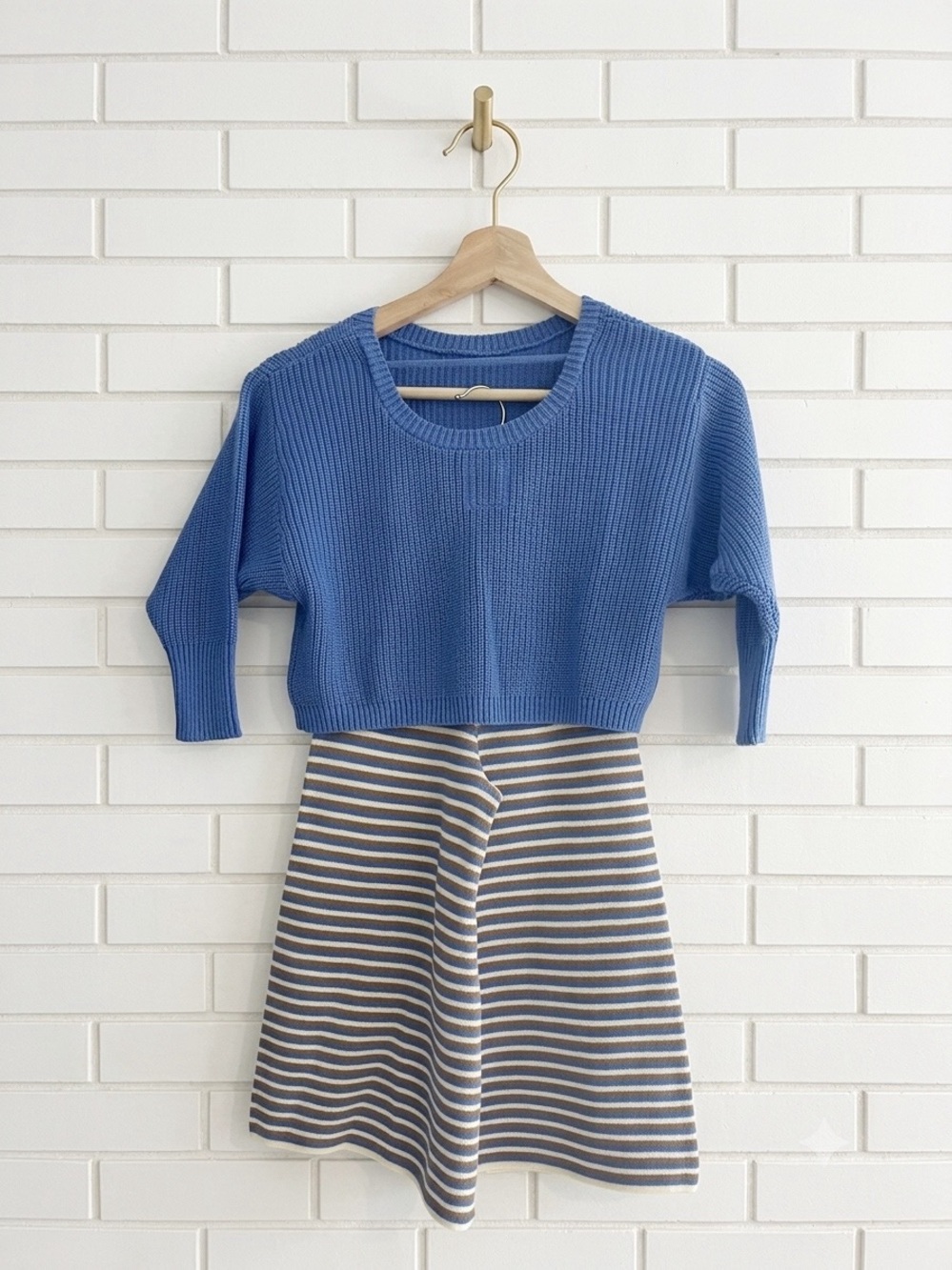 NWT Raised by Water 2-Piece Knit Set Blue Cropped Sweater Striped Pants Sz 4 - Picture 2 of 5
